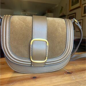 Brown crossbody purse, like new